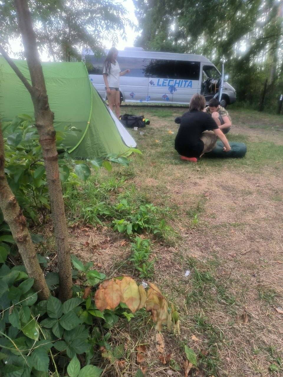 Biwak — namiot i bus LECHITA